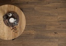 Czy płytki ceramiczne mogą być przytulne? Podłoga inspirowana drewnem